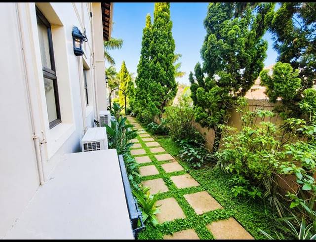 4 BEDROOM HOUSE FOR SALE IN IZINGA